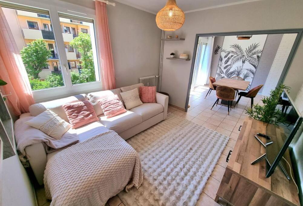 Appartement Cosy Entre Lac Et Montagne Thonon-les-Bains Luaran gambar
